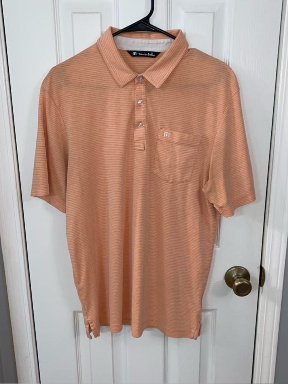 TravisMathew Topgolf Las Vegas Polo Shirt Men's Medium Peach Striped Performance